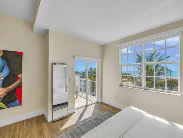 Luxurious Penthouse with Ocean Views in Islamorada